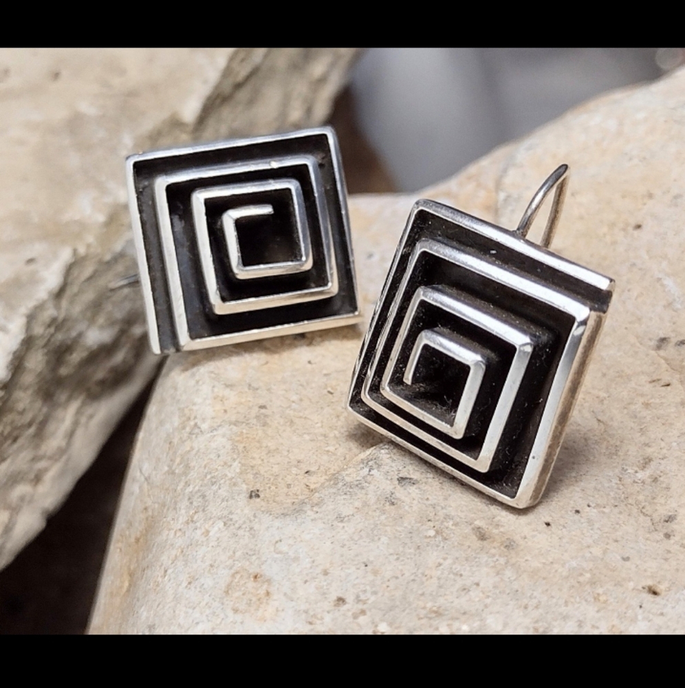 Dominique Dinouart Modernist Maze Sterling Silver Earrings Vintage